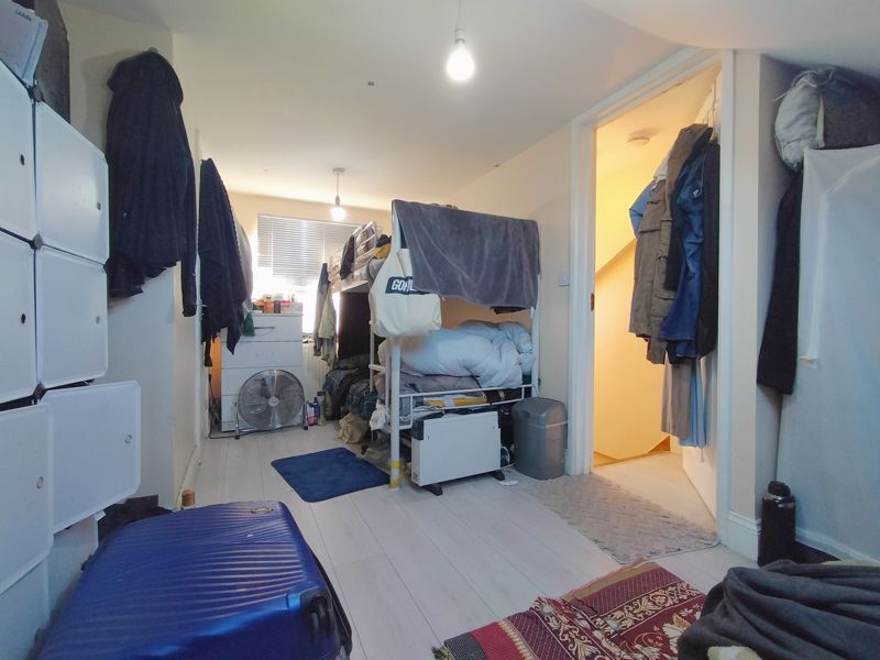 Photo 9- click for photo gallery